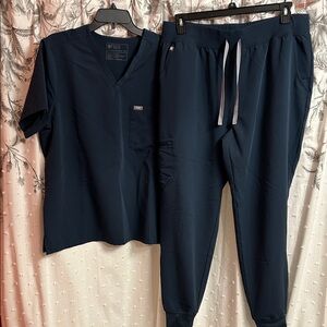 Figs scrubs Dark Harbor Women's Jogger Set